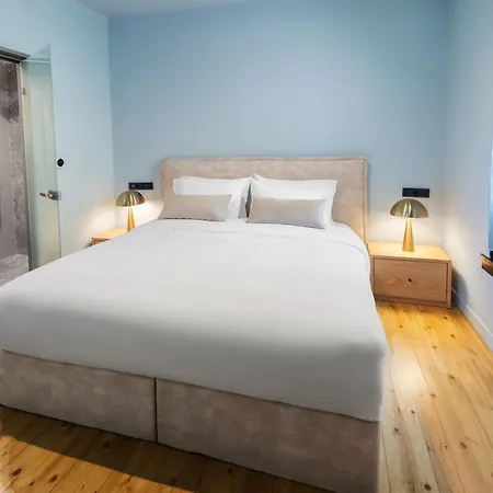 Kenta Mountain & Gastrobar