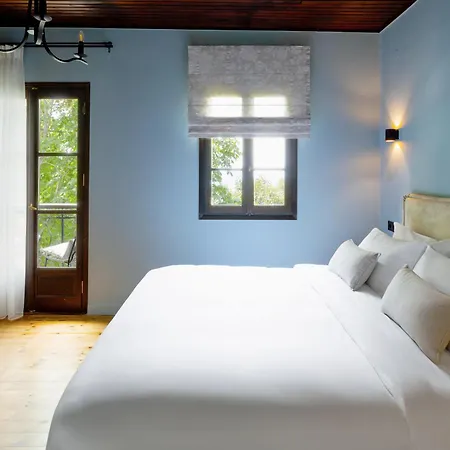 酒店 Kenta Mountain & Gastrobar 波尔塔里亚