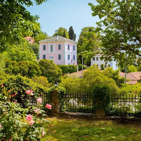 酒店 Kenta Mountain & Gastrobar 波尔塔里亚