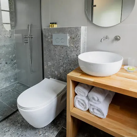 Kenta Mountain & Gastrobar 4* 波尔塔里亚