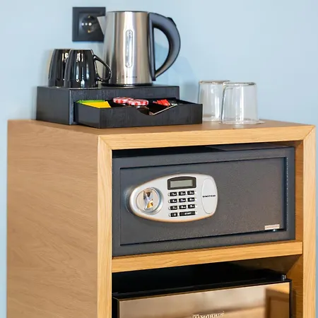 酒店 Kenta Mountain & Gastrobar 波尔塔里亚