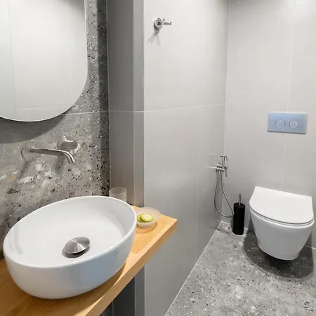 Kenta Mountain & Gastrobar 酒店